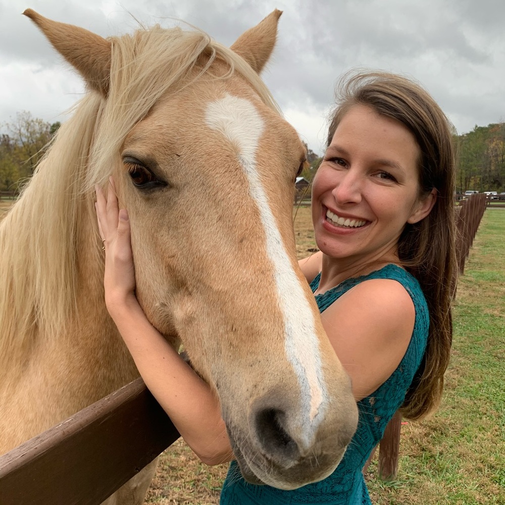 Meet your Posher, Iris